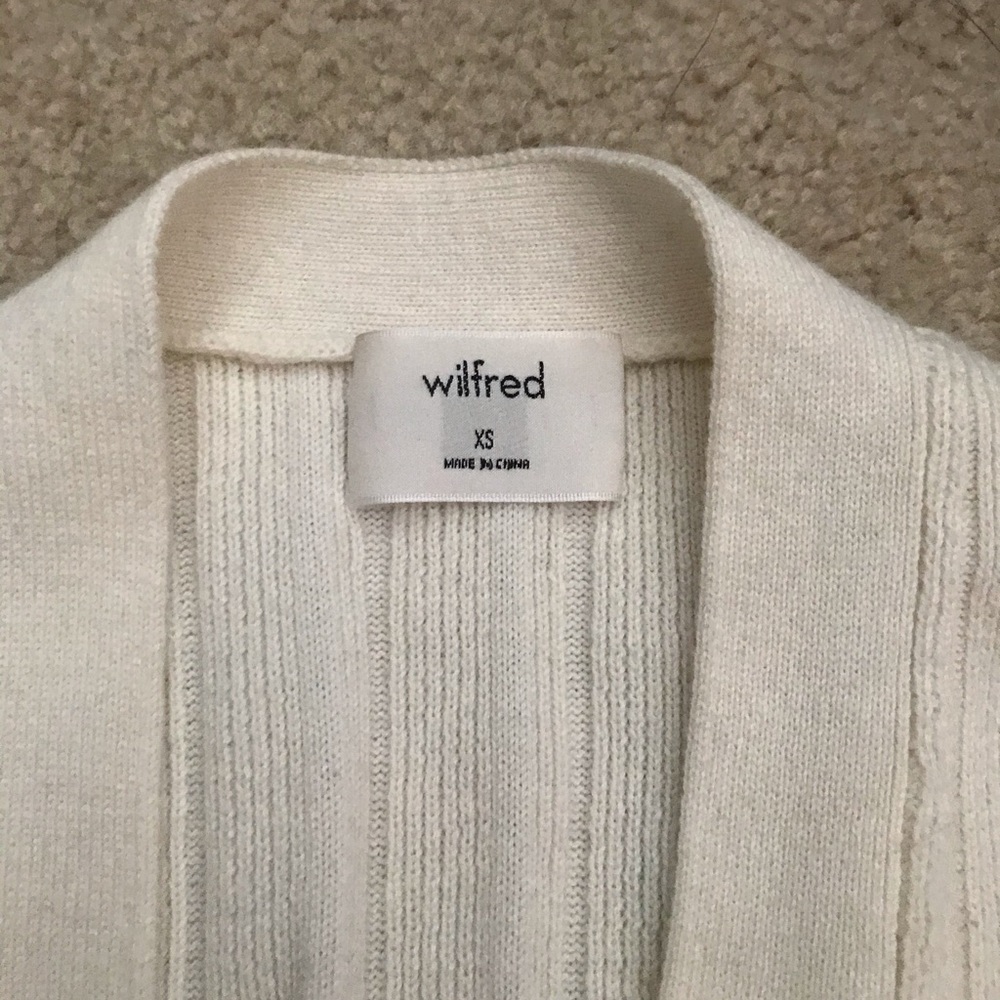 Aritzia Thais Cardigan - Picture 6 of 7